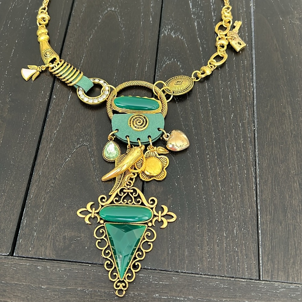 Statement Necklace NWOT